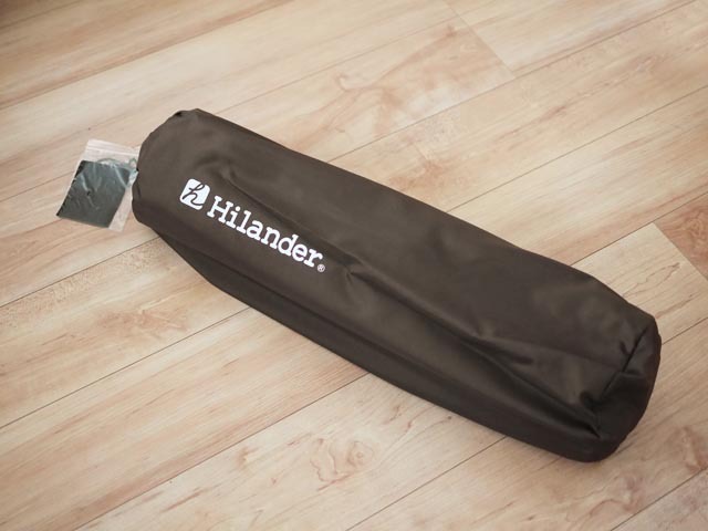 ソロ用マットを購入 Hilander ハイランダー スエードインフレーターマット 枕付きタイプ 5ｃｍ プジョーでキャンプ