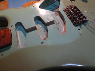 《楽器を直そう》fender ストラトキャスター　２