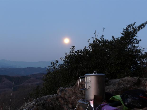 オフキャンプ　「ベースキャンプと日和田山」