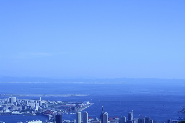 「六甲全山縦走への道　夏」