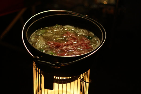 「記録機たちと5人のキャンパー」