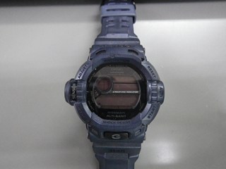 Gショックがぁ壊れましたぁ♪